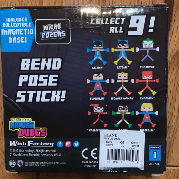 DC Micro Pozers Wonder Woman magnetic micro pozer - Picture 4 of 4